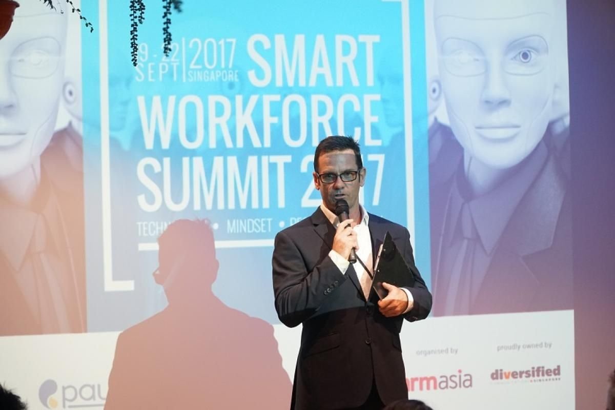 Shaun McEwan hosting the Smart Workforce Summit