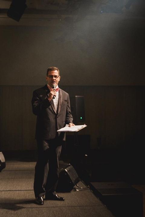 Commanding the stage